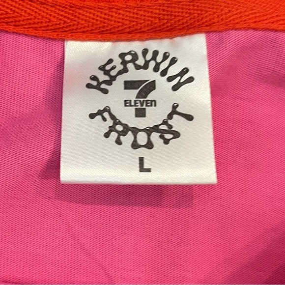 Kerwin Frost 7-11 Snack Tee Shirt Large - Picture 5 of 5